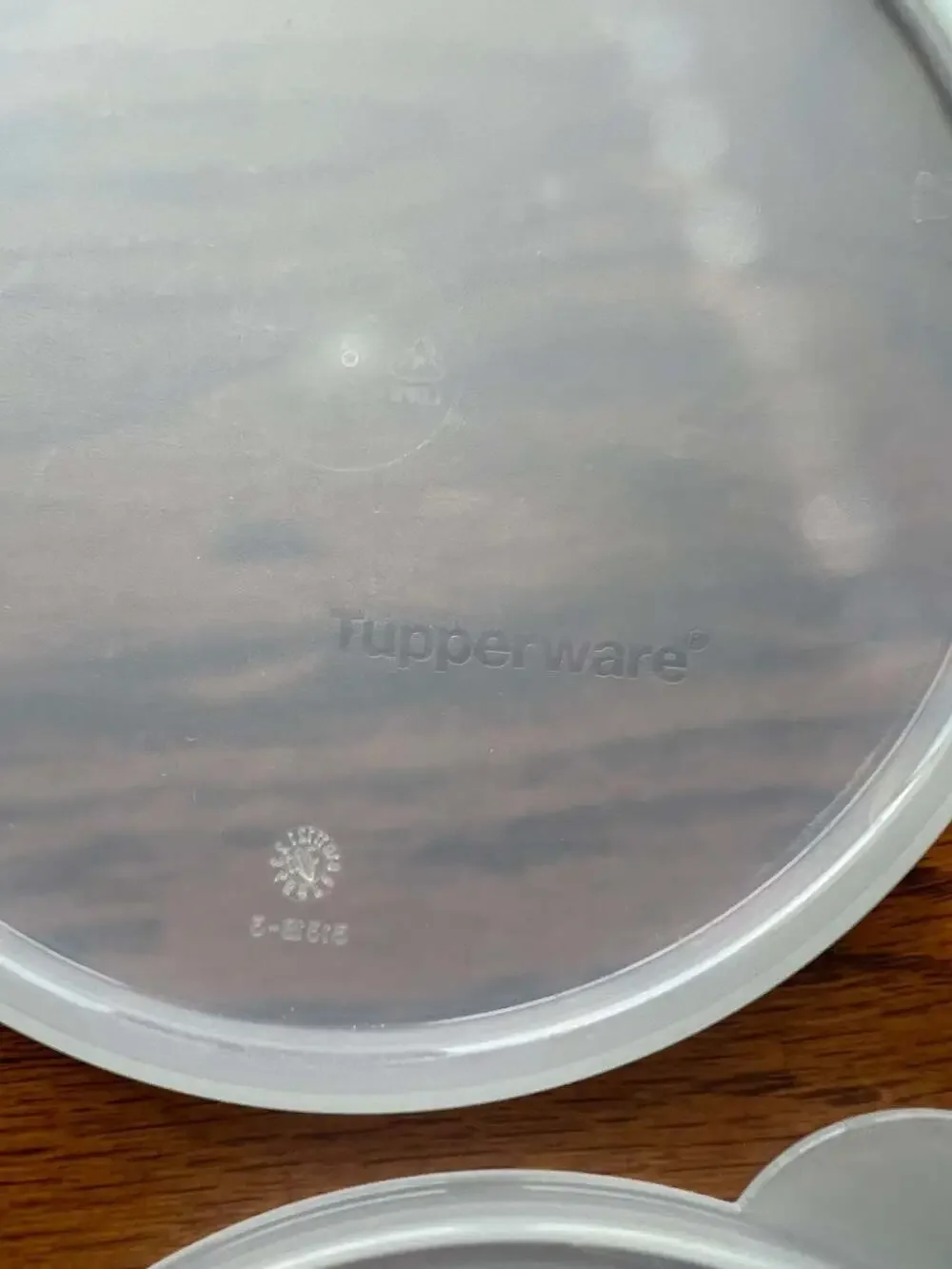 Set of 4 Tupperware 6